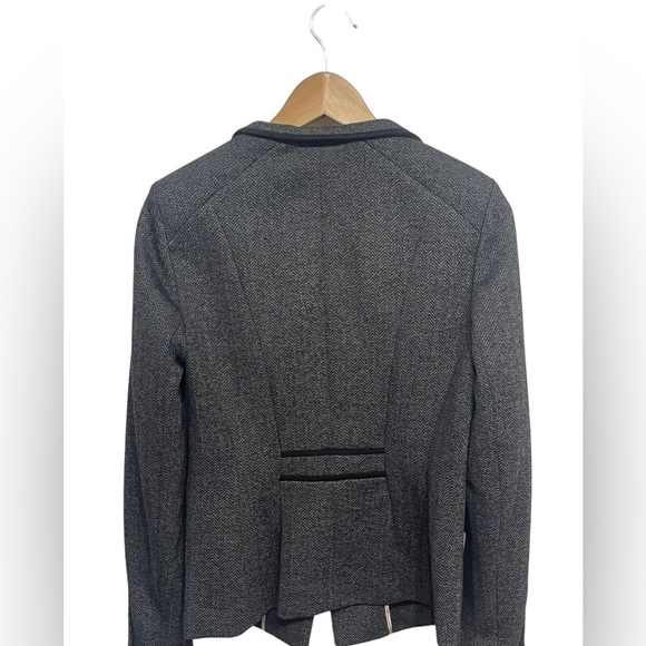 White House Black Market Blazer perfect condition - Picture 3 of 8